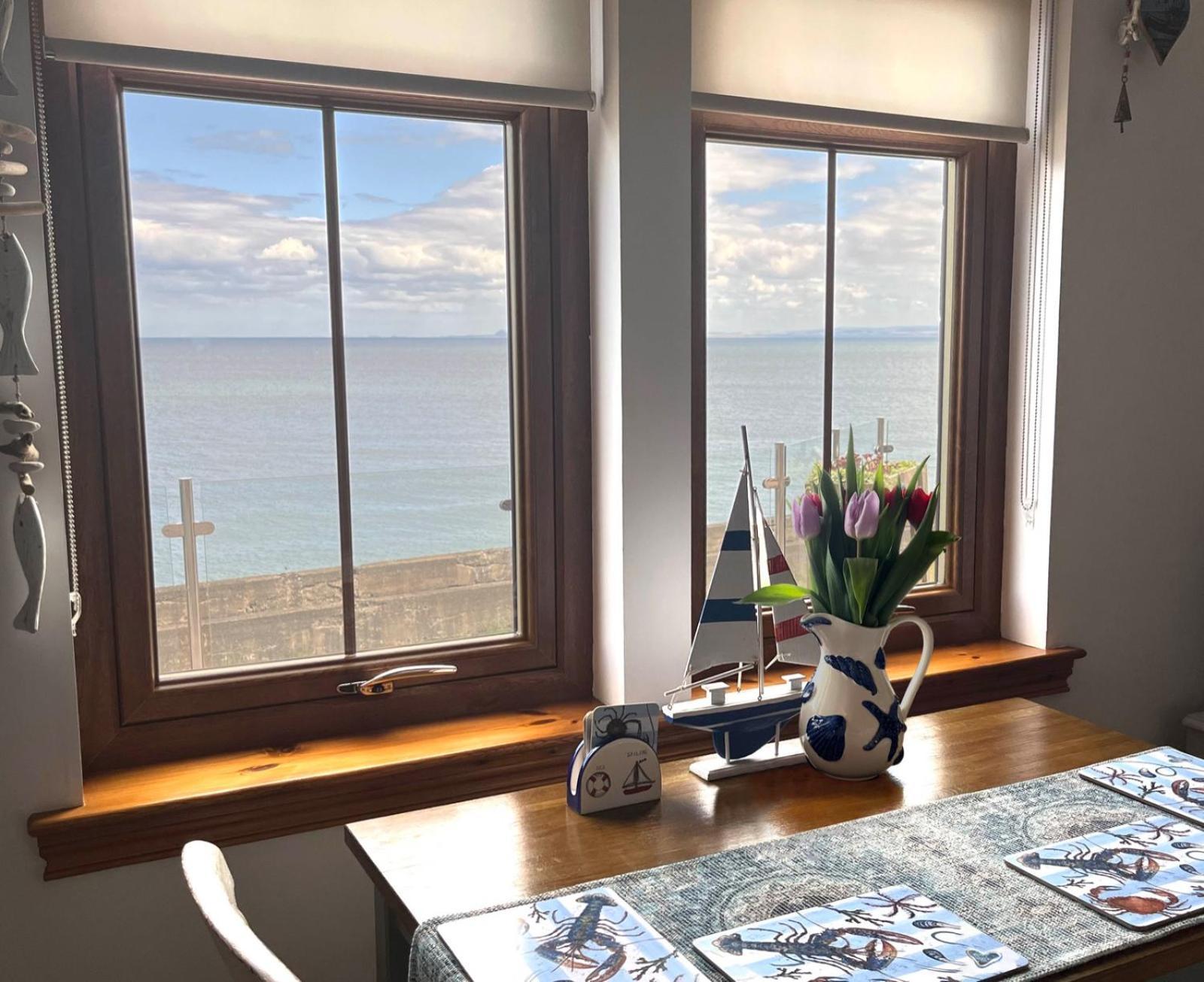 Luxury Seaside Home With Incredible Views كيركالدي المظهر الخارجي الصورة